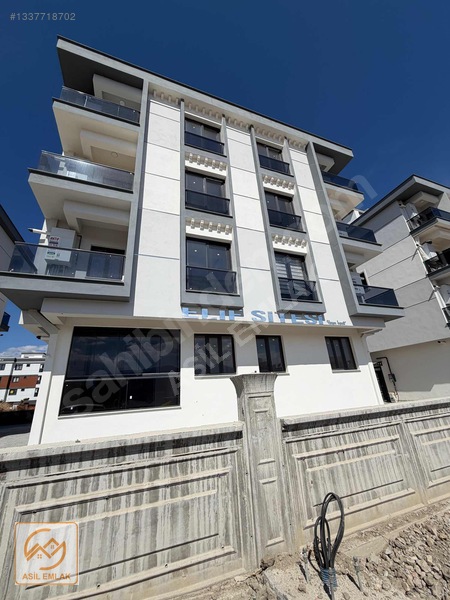 Asil Emlak'tan Muradiye'de Sıfır 1+1 Klimalı Eşyalı Daire — fotoğraf 17