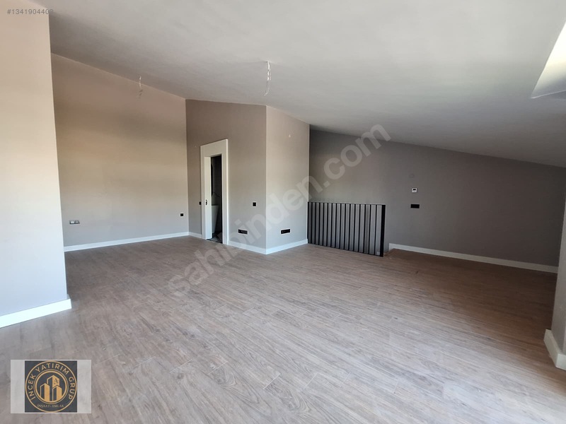 Site İçerisnde Teraslı Bulvara Cephe 1.sınıf İşçilik 2+1 Kiralık — fotoğraf 17