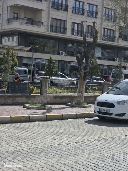 Fatih Erdoğan Dan Vali Yolu Caddesi Yanyana Bitişik Satlık 2 Dük — fotoğraf 3