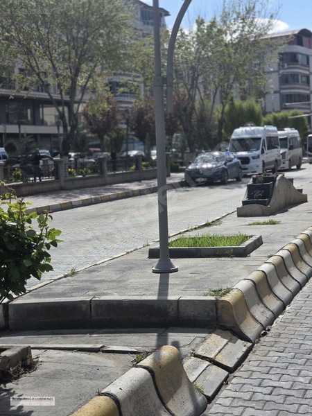 Fatih Erdoğan Dan Vali Yolu Caddesi Yanyana Bitişik Satlık 2 Dük — fotoğraf 4