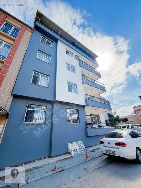 Maps Gayrimenkulden Sivas Caddesi Bir Alt Sokak 2+1 5 Yıllık
