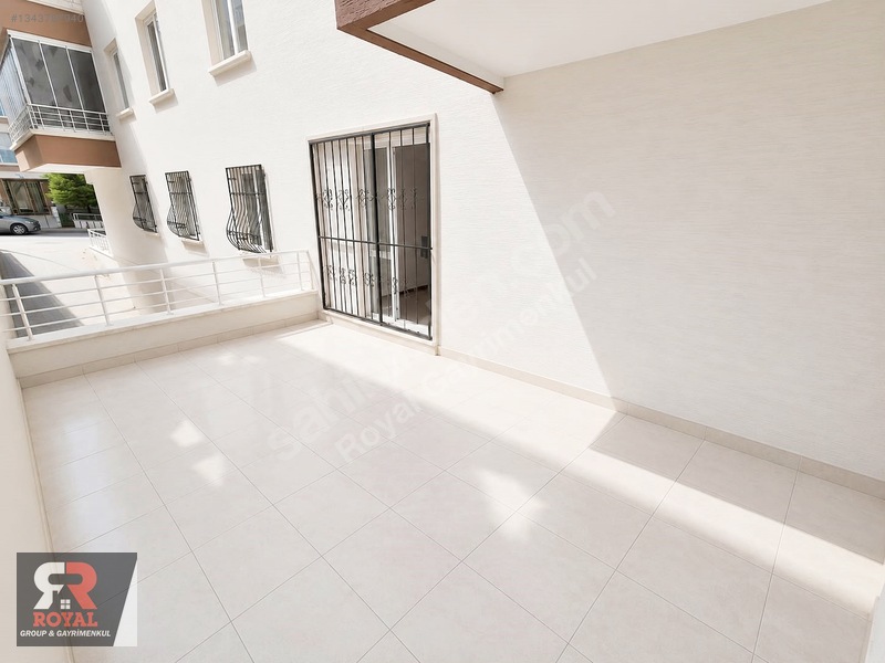 Atapark'ta Cepheleri Açık İskanlı Teras Balkonlu 3+1 Daire — fotoğraf 8