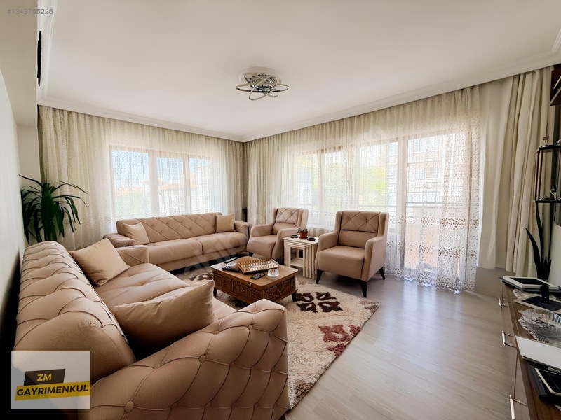 Peyami Sefa Mahallesinde Full Yapılı Manzaralı Mantolamalı Daire — fotoğraf 7