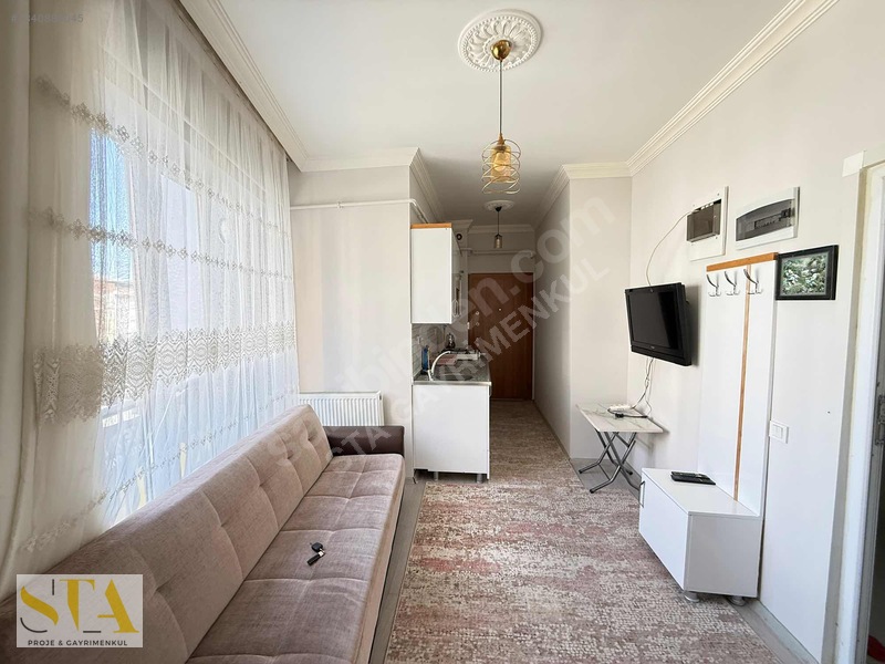 Çarşı Merkezde Eşyalı Kiralık 1+1 Daire — fotoğraf 3