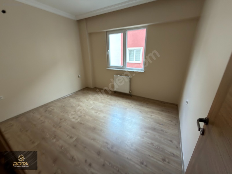 Rota'dan Kavallar'da Ara Kat Çift Balkonlu Kiralık 2+1 — fotoğraf 13