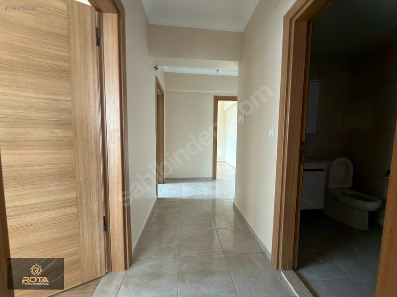 Rota'dan Kavallar'da Ara Kat Çift Balkonlu Kiralık 2+1 — fotoğraf 15