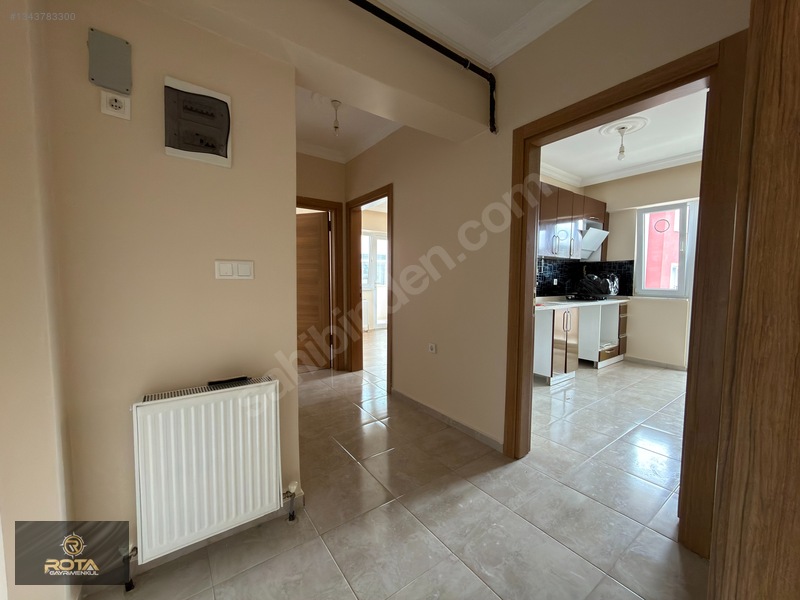 Rota'dan Kavallar'da Ara Kat Çift Balkonlu Kiralık 2+1 — fotoğraf 17