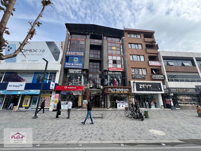Nar Gayrmenkul'Den İbrahimoğlu İş Merkezinde Satılık Ofis-Dükkan