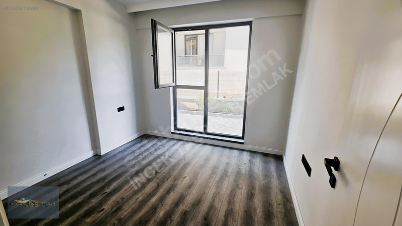 İncek Taşpınar'da Cam Balkon Bahçe Kullanımlı Satılık 2+1 — fotoğraf 20