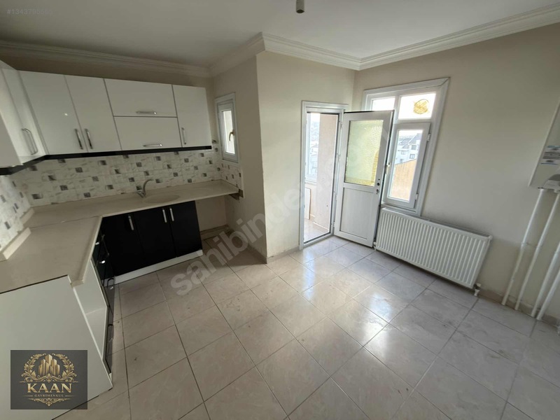 Özgürlük Mah Cad Üzeri 2+1 90m2 Ara Kat !