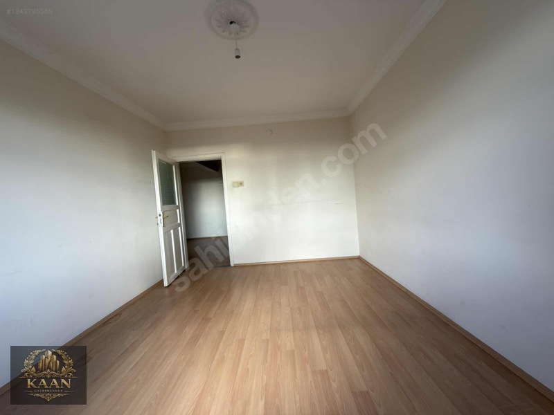 Özgürlük Mah Cad Üzeri 2+1 90m2 Ara Kat ! — fotoğraf 6