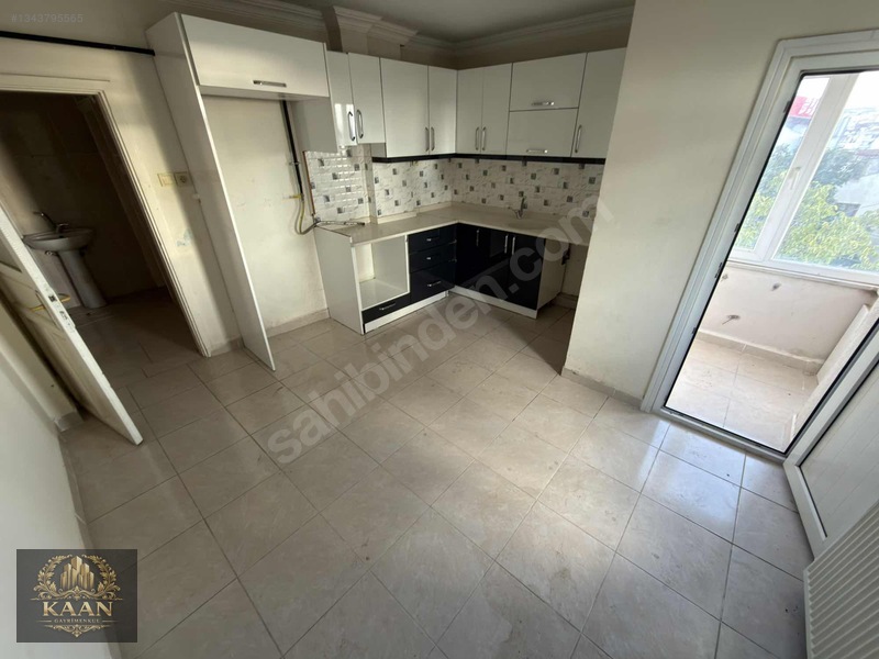 Özgürlük Mah Cad Üzeri 2+1 90m2 Ara Kat ! — fotoğraf 10