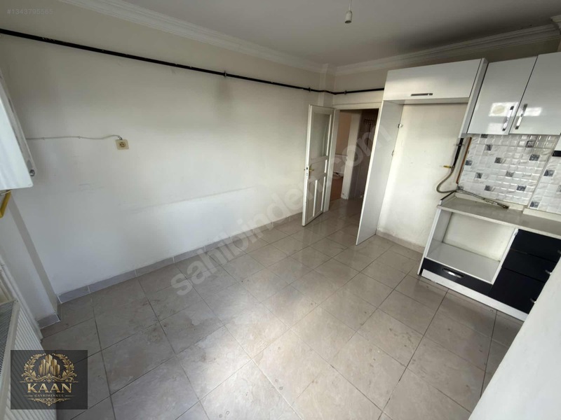 Özgürlük Mah Cad Üzeri 2+1 90m2 Ara Kat ! — fotoğraf 12
