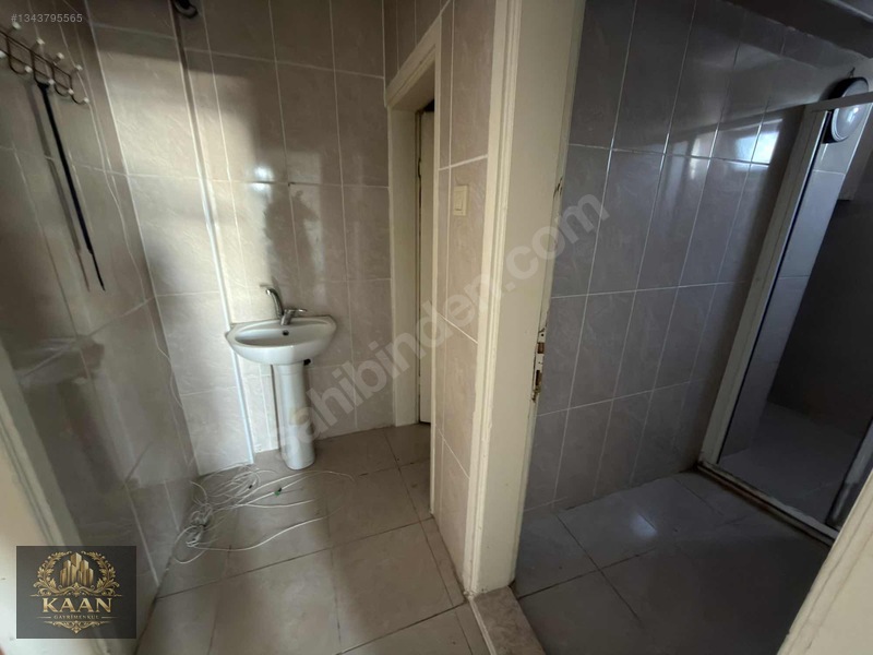 Özgürlük Mah Cad Üzeri 2+1 90m2 Ara Kat ! — fotoğraf 14