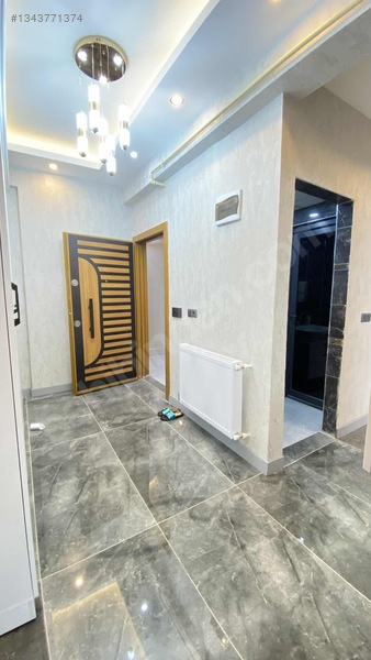 Giyinme Odalı Ultra Lüks Geniş 2+1 Satılık Köşe Başı Daire — fotoğraf 19