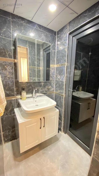 Giyinme Odalı Ultra Lüks Geniş 2+1 Satılık Köşe Başı Daire — fotoğraf 24