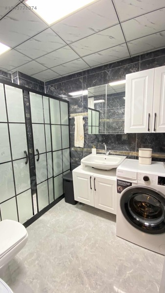 Giyinme Odalı Ultra Lüks Geniş 2+1 Satılık Köşe Başı Daire — fotoğraf 33