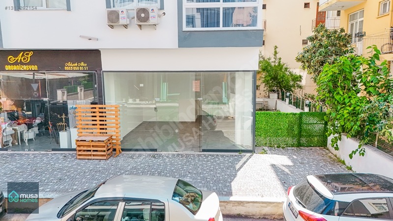 Alanya Merkezinde Hacet Meydanına Yakın 50m2 Dükkan — fotoğraf 2