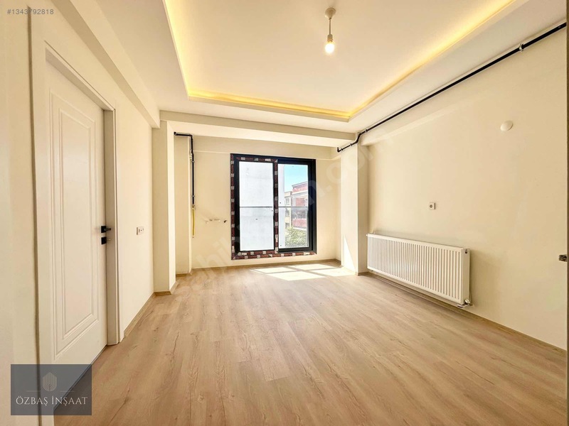 Şirinyer İzban Yanı Merkezi Konumda Arakat Doğalgazlı 1+1 — fotoğraf 4