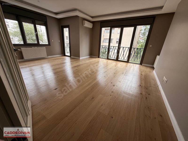 Feneryolu Atılay Sk, 3+1 Genç Binada Geniş Bahçeli Kiralık Daire — fotoğraf 2