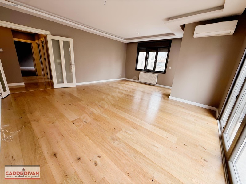 Feneryolu Atılay Sk, 3+1 Genç Binada Geniş Bahçeli Kiralık Daire — fotoğraf 3