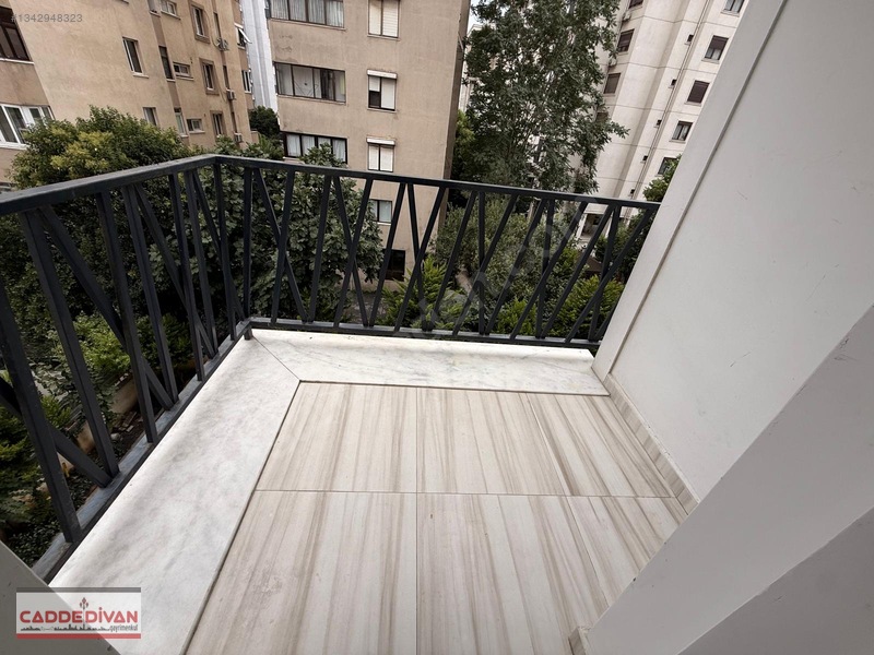 Feneryolu Atılay Sk, 3+1 Genç Binada Geniş Bahçeli Kiralık Daire — fotoğraf 4
