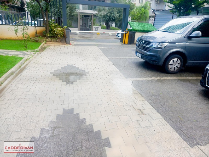 Feneryolu Atılay Sk, 3+1 Genç Binada Geniş Bahçeli Kiralık Daire — fotoğraf 29