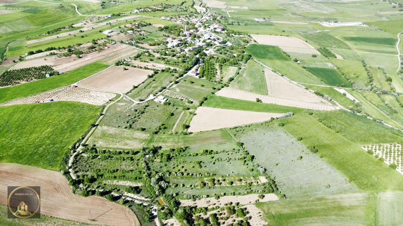 Merkez Emlak / Beşik Köyünde Satılık Tarla — fotoğraf 5