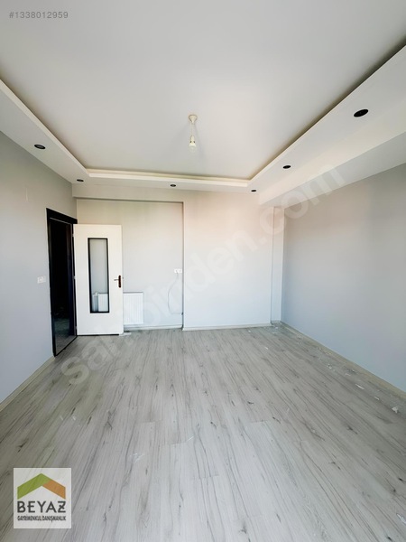 Beyaz-kurtuluş Mah Askeriye Civarı 3+1 145m2 Kiralık Daire — fotoğraf 5