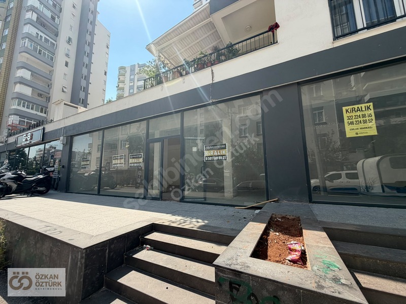 Özkan Öztürk'ten İşlek Konumda Cazip Kiralık 90 M2 İşyeri — fotoğraf 3