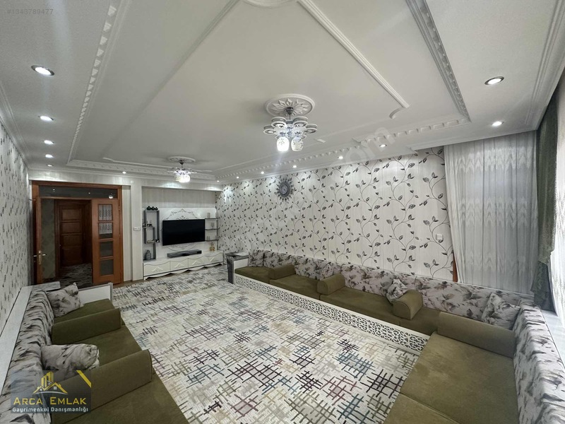 Fevziçakmak Mahallesi Erler Sitesinde Satılık 4+1 Arakat Daire — fotoğraf 2