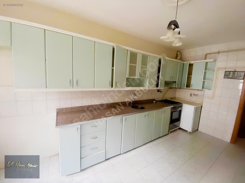 Özhan'Dan Çöşnük Mahallesin'De 3+1 Kiralık Daire