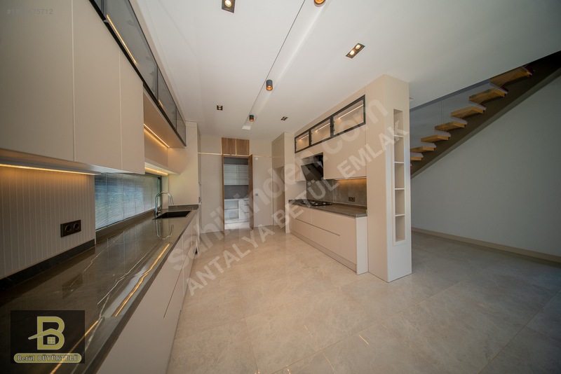 Altınkalede Lüks Site İçi 4+1 Müstakil Havuzlu Villa — fotoğraf 44