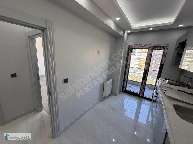 Küçükçekmece Fatih Mh Satılık Otoparklı Asansörlü 3+1 Daire — fotoğraf 34