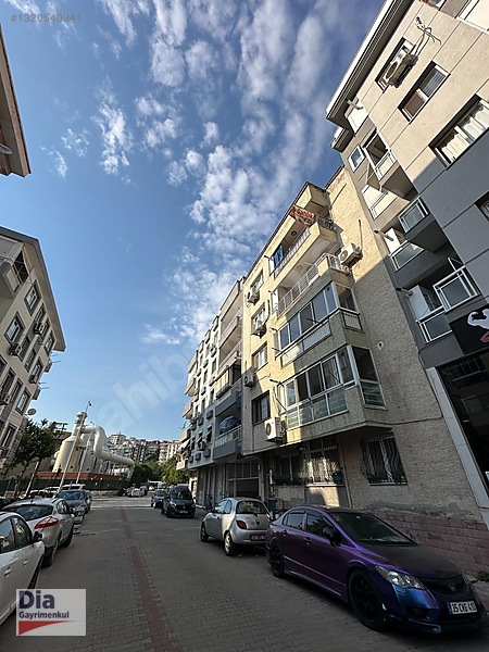 Karşıyaka'da Kiracısız 3+1 Geniş Daire Merkezi Konum — fotoğraf 11
