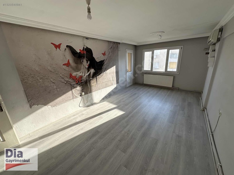 Karşıyaka'da Kiracısız 3+1 Geniş Daire Merkezi Konum — fotoğraf 15