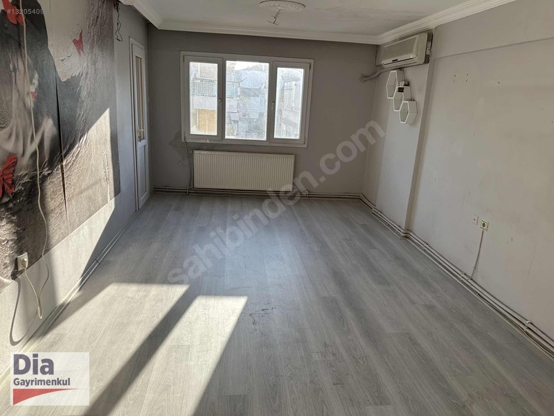 Karşıyaka'da Kiracısız 3+1 Geniş Daire Merkezi Konum — fotoğraf 24