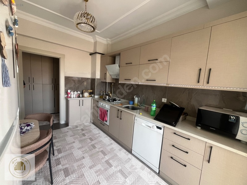 Beykent'te 1.etap Ana Yol Üzeri 2+1 Kiralık Lüx Daire!!!!!! — fotoğraf 3