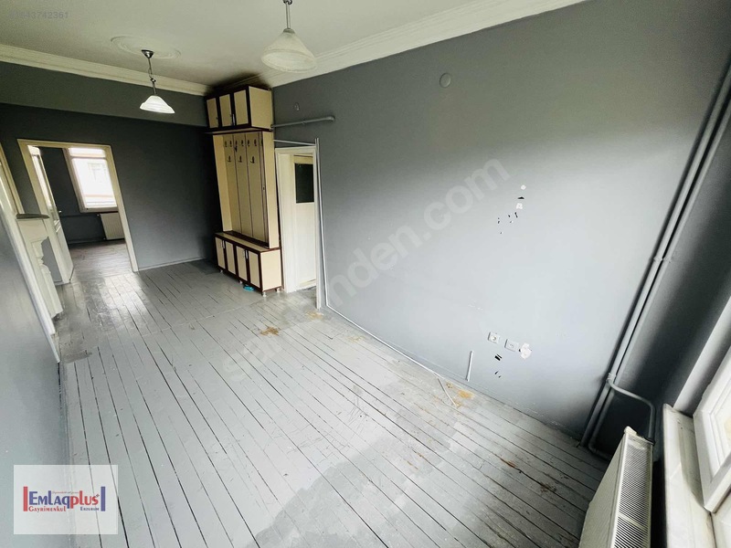 Emlaqplus'dan Karskapı'da Kiralık 3+1 Daire — fotoğraf 2
