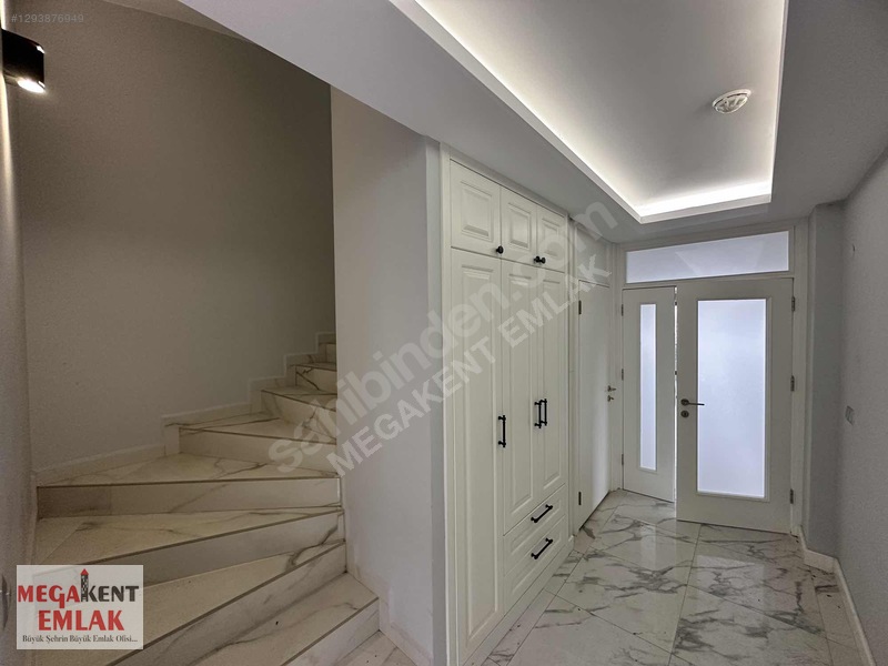 Megakent Emlak'tan Burunucu Mevkiinde Satılık 5+1 Tripleks Villa — fotoğraf 21