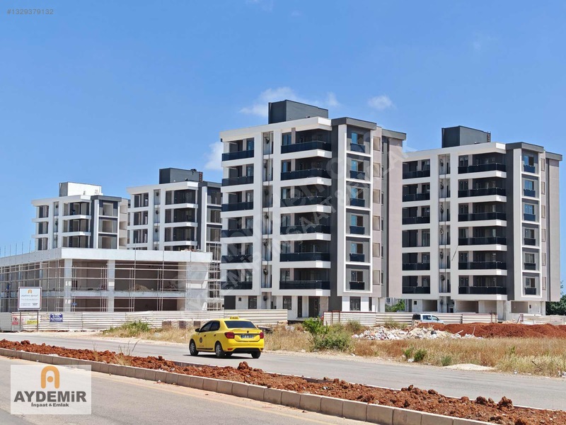 Aydemir'den Ayanoğlunda Kapalı Otoparklı Site İçi 3+1 Daire