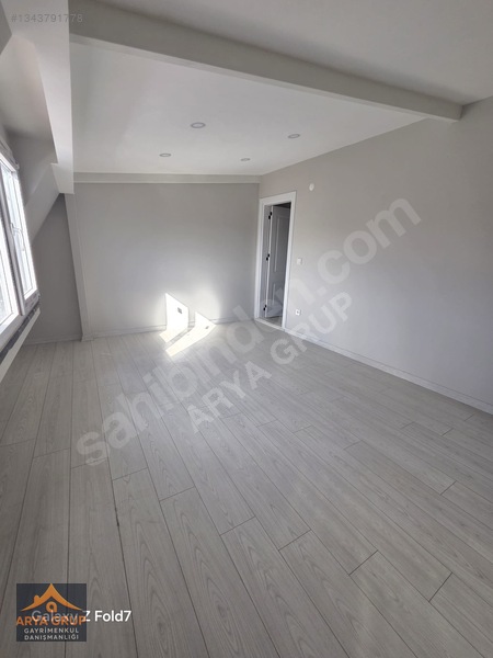 Çekmeköy Ekşioğlu Mahallesinde 4+2 Satılık Daire — fotoğraf 11