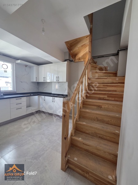 Çekmeköy Ekşioğlu Mahallesinde 4+2 Satılık Daire — fotoğraf 31