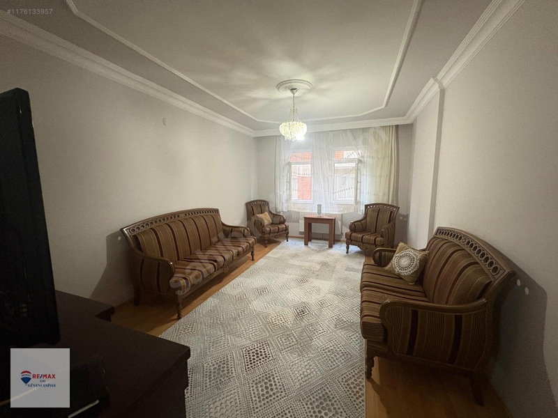 Remax İlke'den Şehir Merkezi'nde Full Eşyalı Kiralık 3+1 Daire — fotoğraf 4