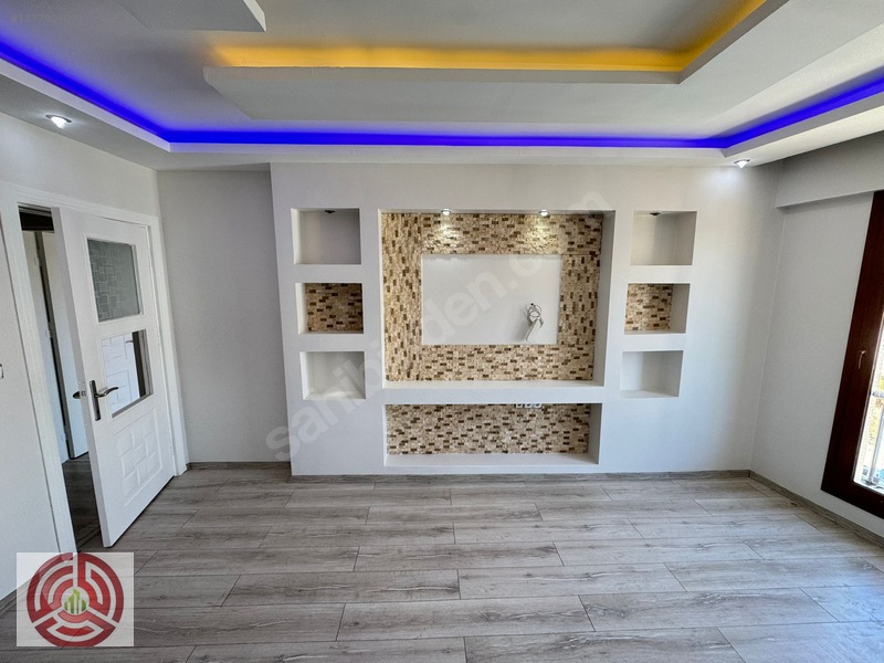 Emir Grup'tan Muradiye'de Cadde Üzerinde Lüx 2+1 Kiralık Daire — fotoğraf 5