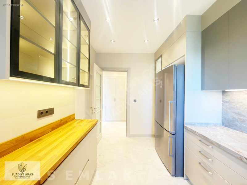 Aras'tan Suadiye Sahilde Sıfır Balkonlu Ebv.banyolu 3+1 135m2 — fotoğraf 11