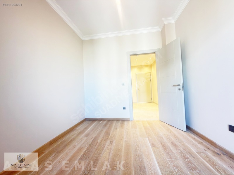 Aras'tan Suadiye Sahilde Sıfır Balkonlu Ebv.banyolu 3+1 135m2 — fotoğraf 26