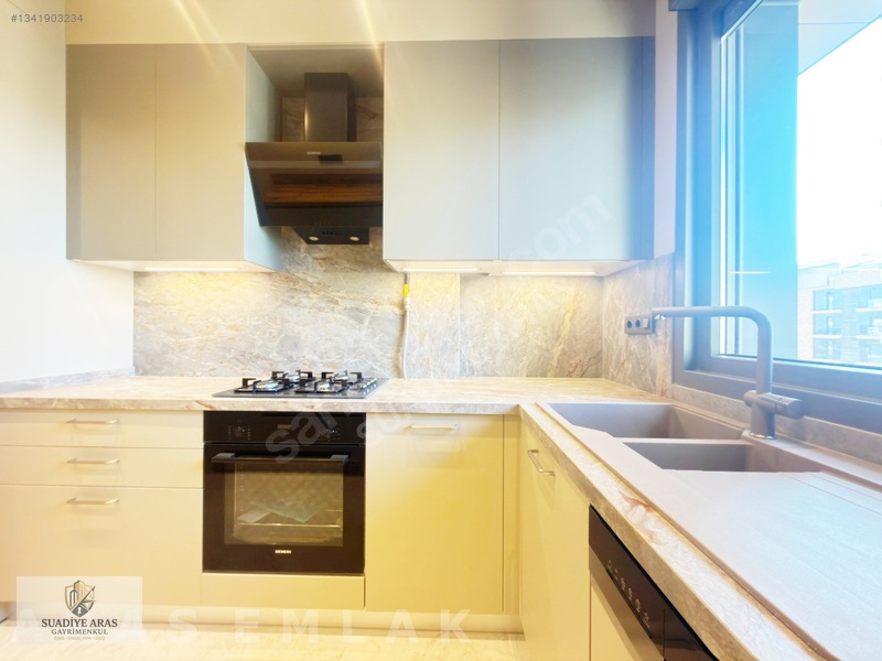 Aras'tan Suadiye Sahilde Sıfır Balkonlu Ebv.banyolu 3+1 135m2 — fotoğraf 34