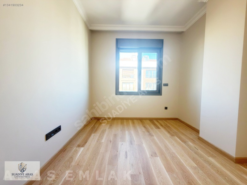 Aras'tan Suadiye Sahilde Sıfır Balkonlu Ebv.banyolu 3+1 135m2 — fotoğraf 48