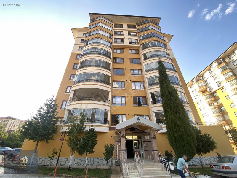 İstanbul Evleri 3'te Ara Kat Kiralık 4+1 Daire — fotoğraf 7